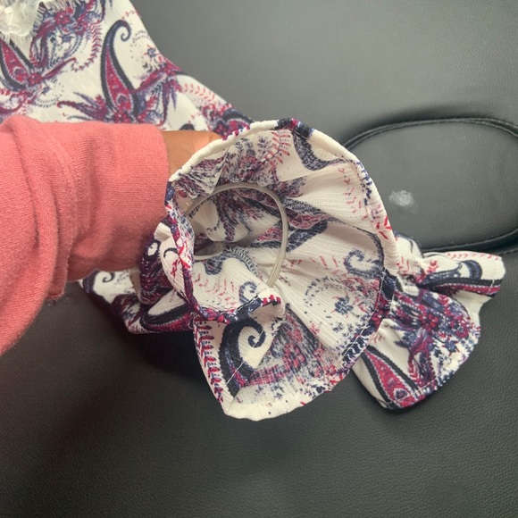 CHAROTTE RUSSE BLOUSE - Picture 4 of 4